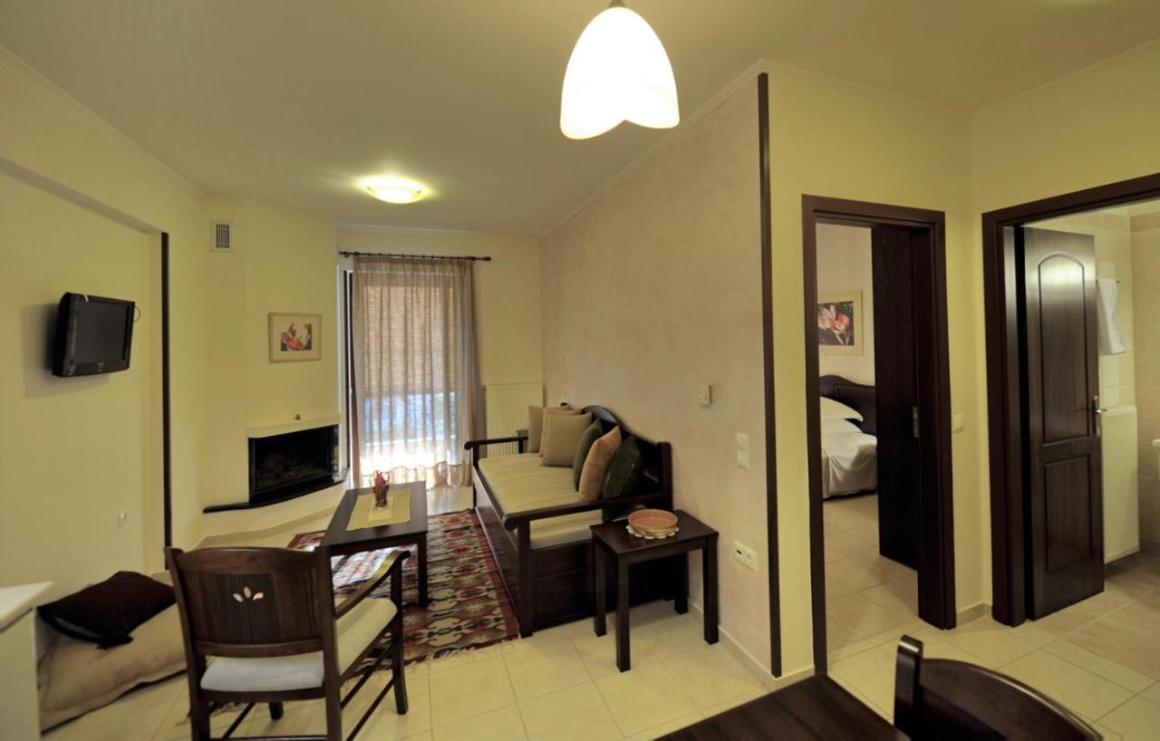 Dianthos Guesthouse Kyriaki Exterior photo